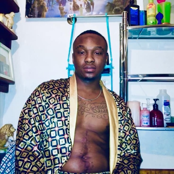 Meet your Posher, Malcolm - Picture 1 of 1